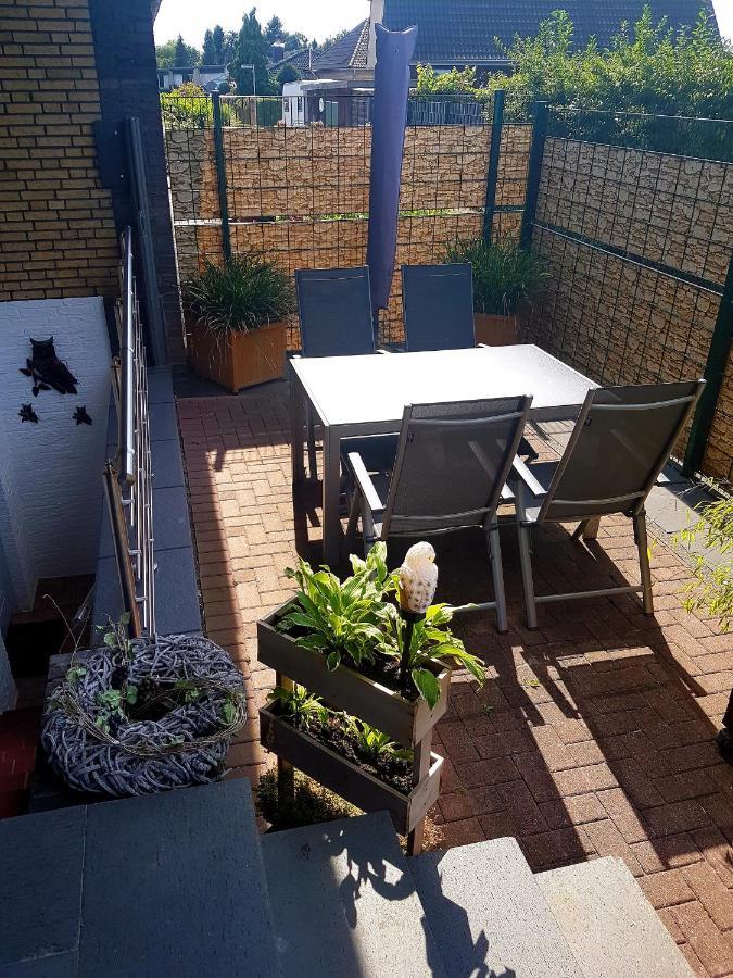 Eulennest Im Souterrain Apartamento Elten Exterior foto
